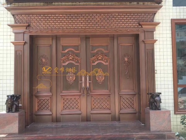 銅門定制廠家的高、低檔銅門有什么區別？