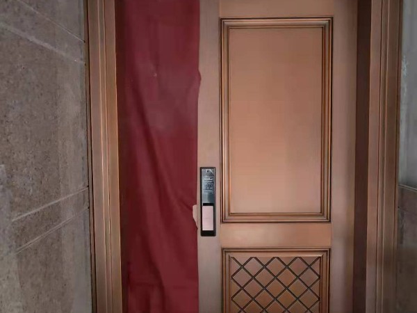 焊接銅門好還是粘膠銅門好？