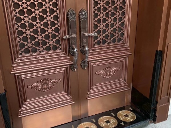 銅門為什么那么貴？