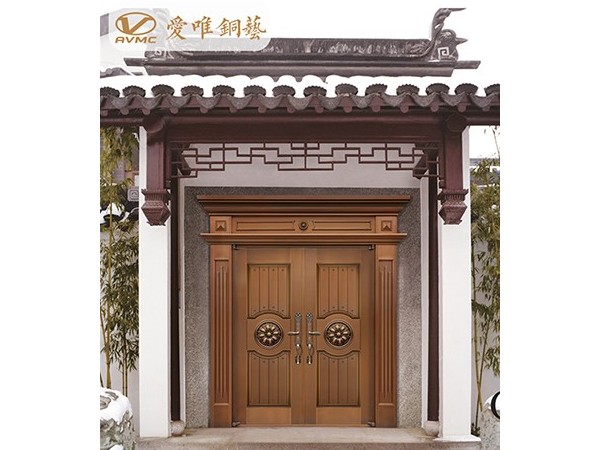 愛唯銅藝|每一樘銅門的背后守護的是一個溫馨的家庭