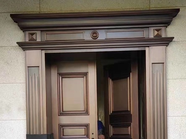 廣東佛山愛(ài)唯銅藝銅門(mén)廠家——簡(jiǎn)約風(fēng)格別墅銅門(mén)