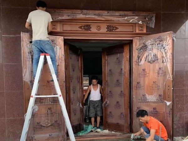 廣東銅門(mén)廠家愛(ài)唯銅藝別墅銅門(mén)梅州銅門(mén)工程?